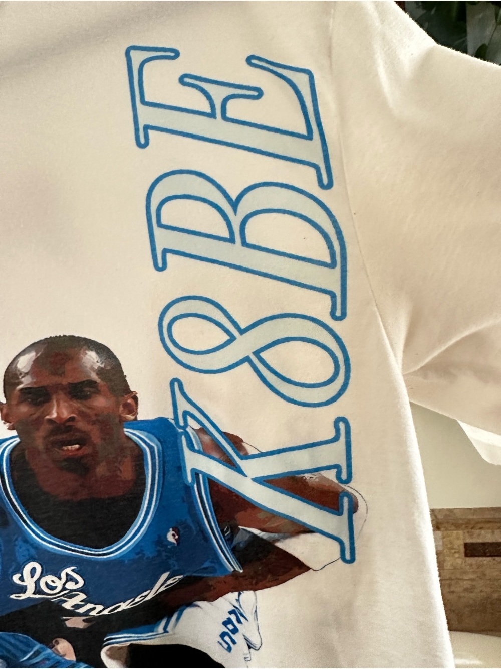 Kobe Bryant Los Angeles Lakers Number 8 Era Graphic Eternal Classics Tee T Shirt - Picture 3 of 12
